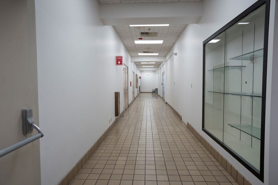 Interior photo of 485 Cayuga