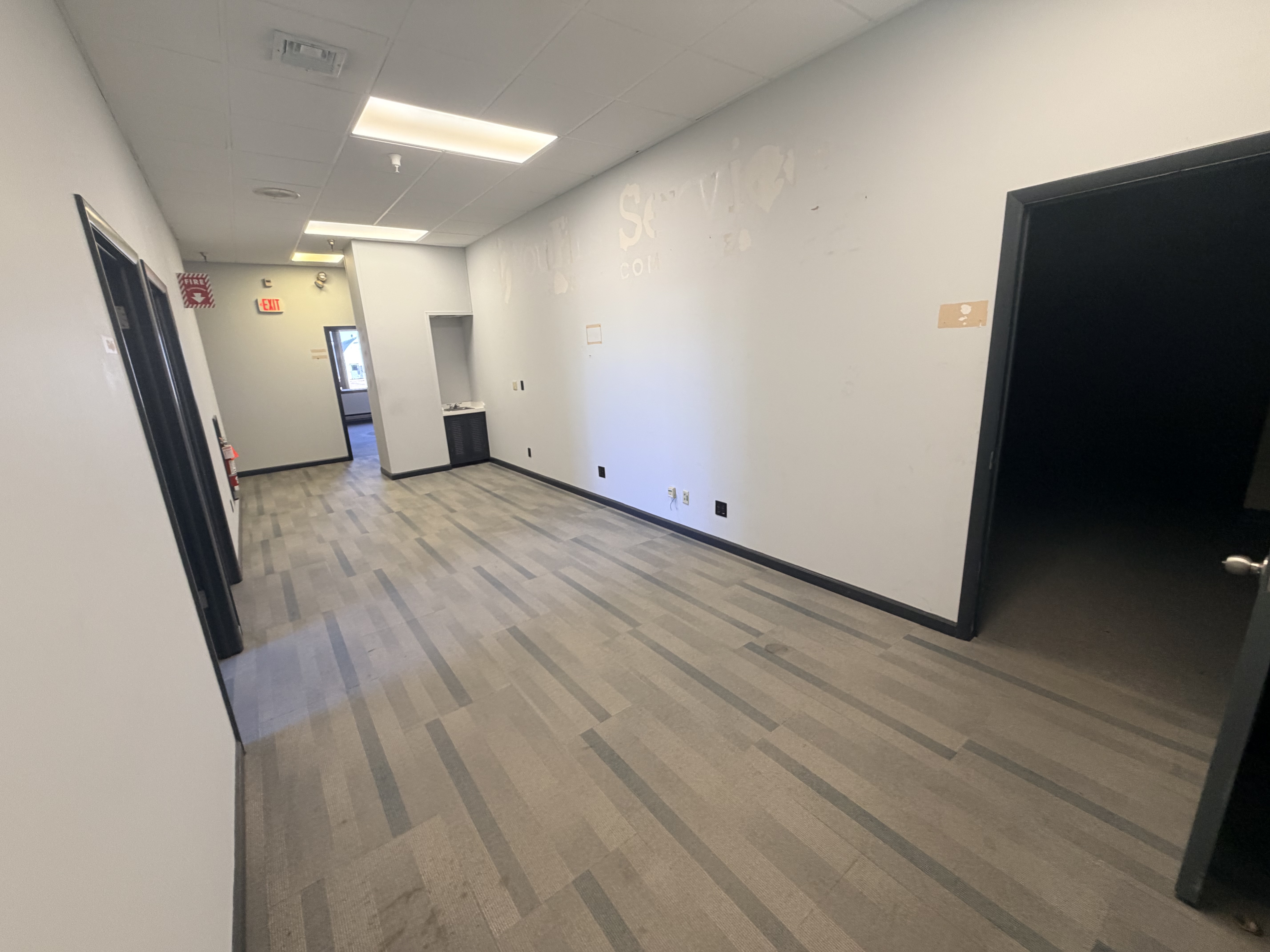 485 Cayuga - Suite 100 - Photo of Office