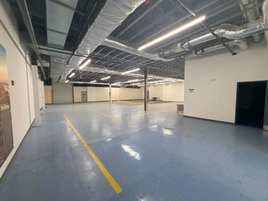 Suite 104 Warehouse, clean room, production